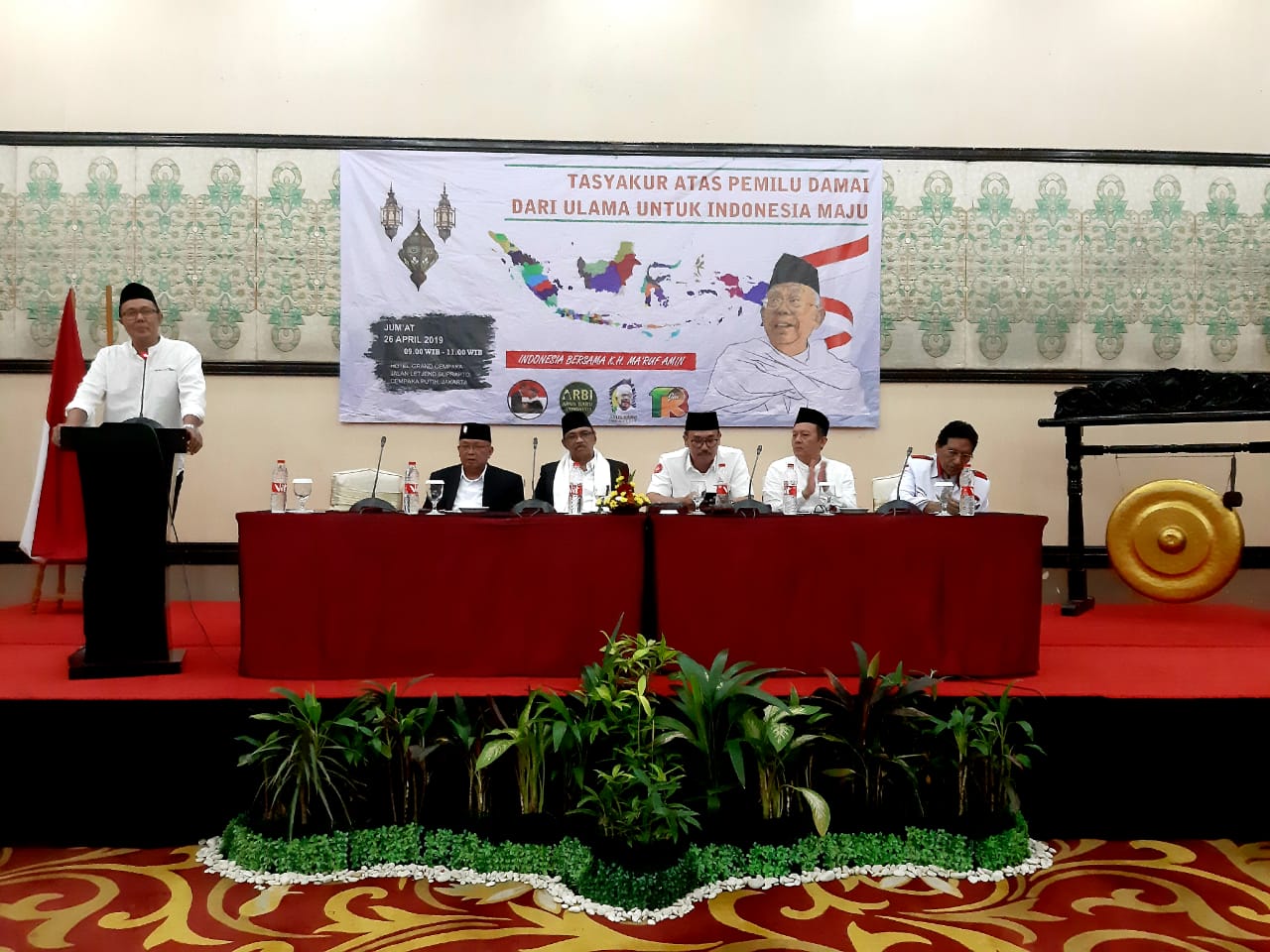 Tasyakuran: Ketum Tim Relawan Bersatu (TRB) H Ayep Zaki, S.E bertekad merealisasikan janji ekonomi kerakyatan yang diusung Jokowi