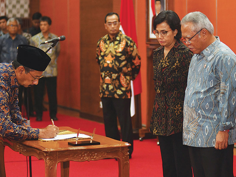 PELANTIKAN KOMISIONER TAPERA