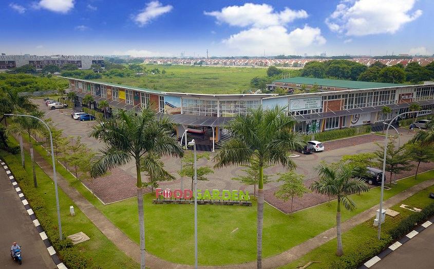 Food Garden di kawasan Jakarta Garden City 