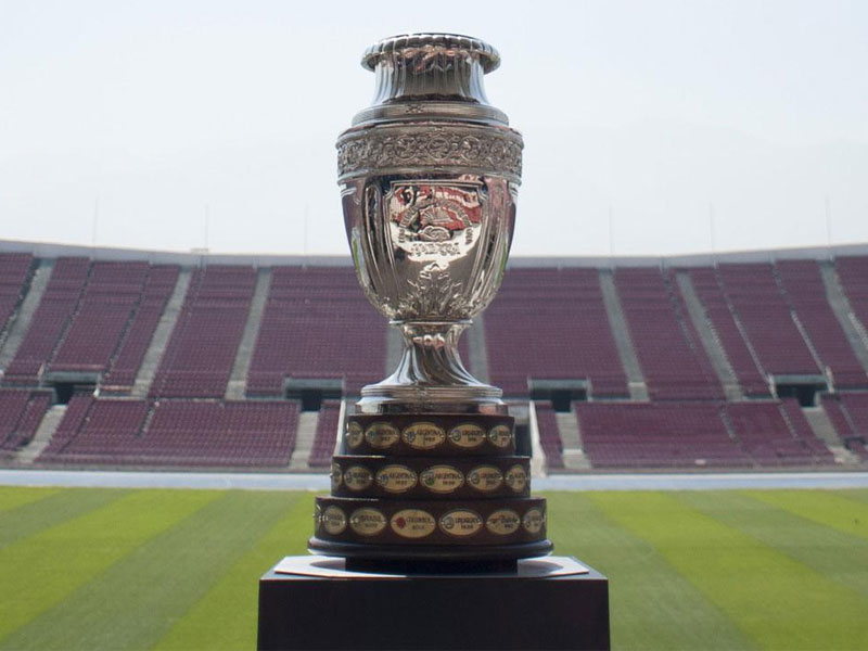 Piala Copa Amerika.