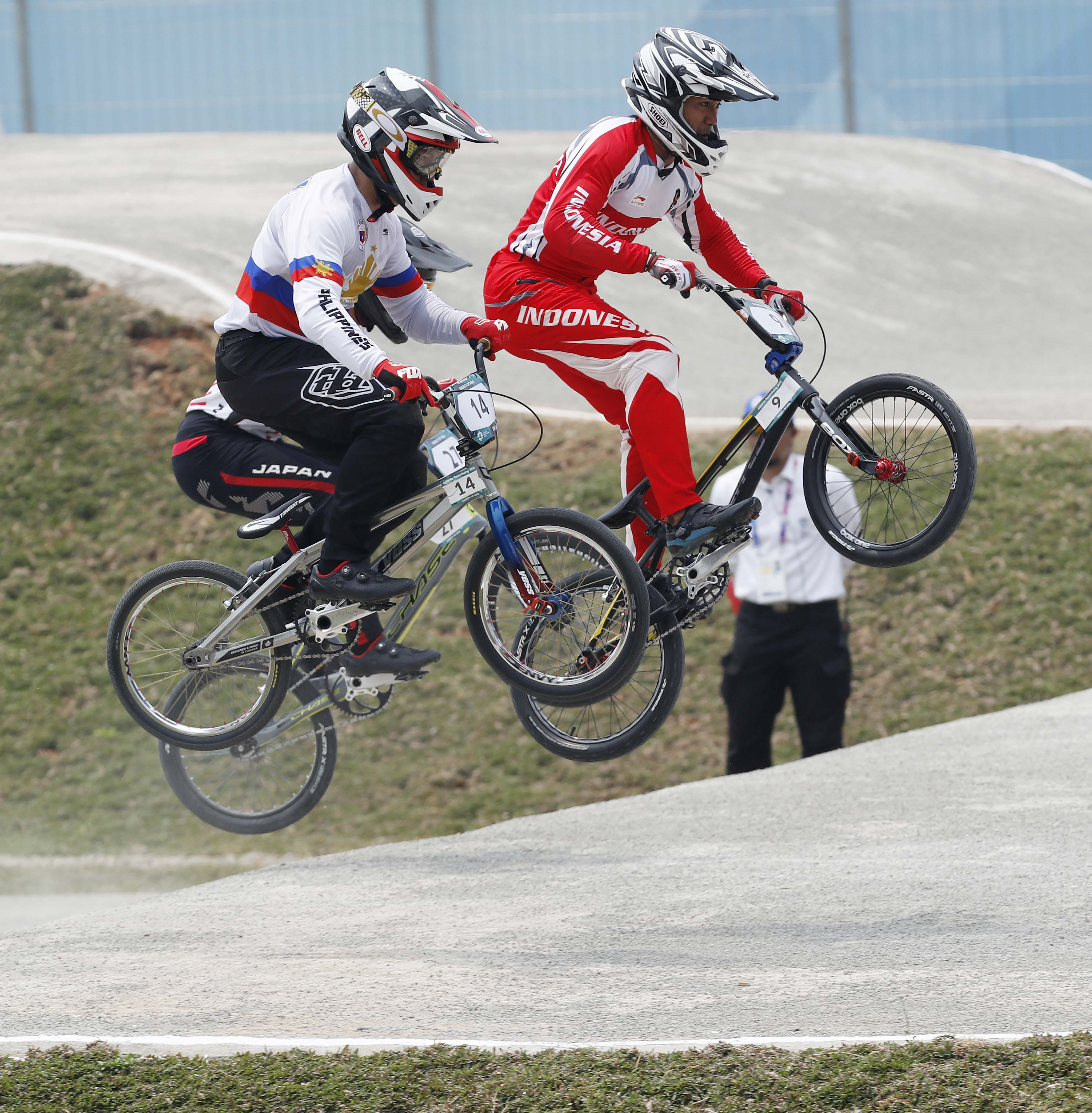 Pembalap BMX I Gusti Bagus Saputra saat berlaga di Asian Games 2018