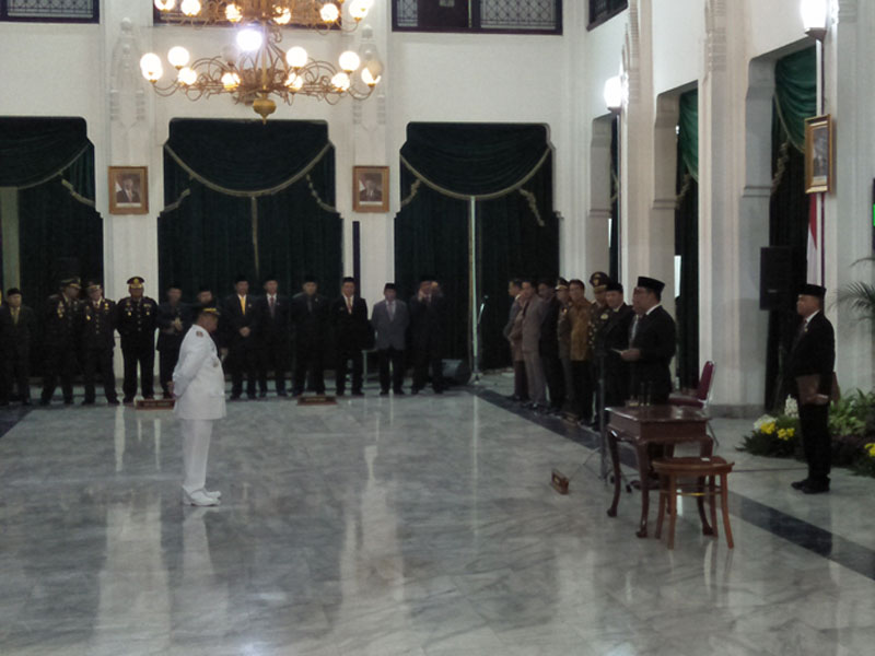 Gubernur Jawa Barat Ridwan Kamil (Emil) saat melantik