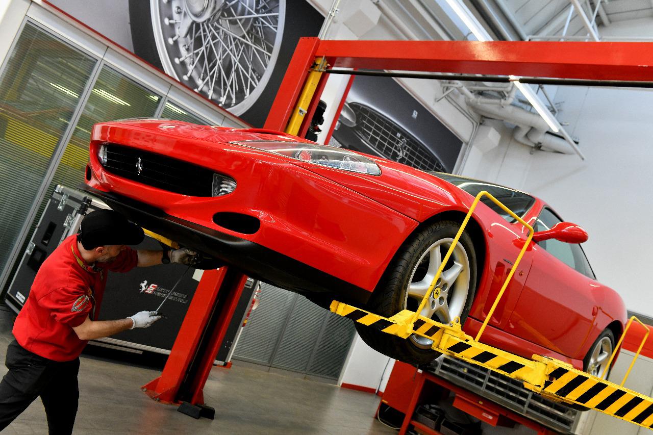Ferrari Premium merupakan layanan eksklusif purna jual mobil Ferrari yang paling lengkap dan fleksibel dikelasnya.