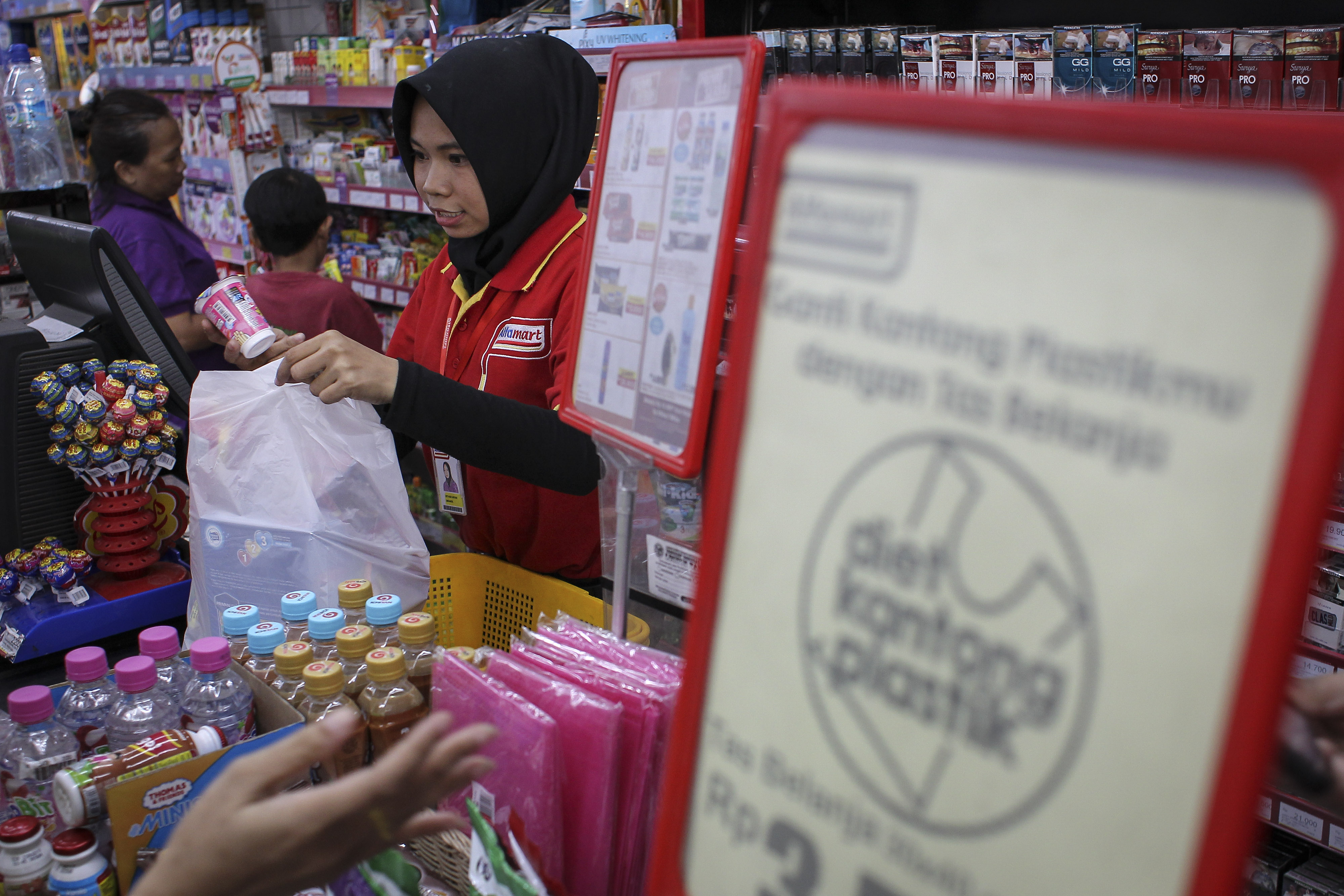 Diet kantong plastik.