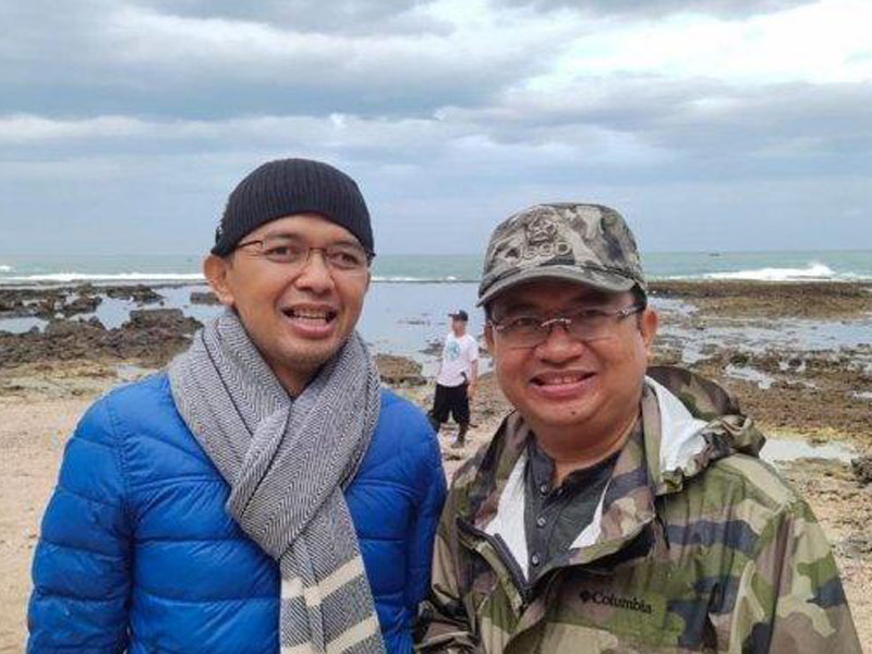 Direktur Relawan TKN Maman Imanulhaq (Kiri) dan Wakil Ketua Badan Pemenangan Nasional (BPN) Priyo Budi Santoso