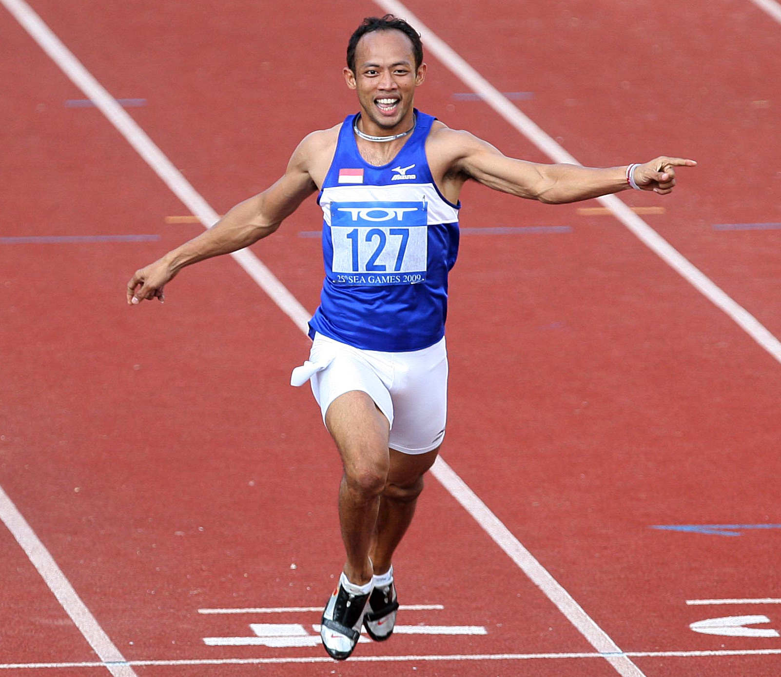 Suryo Agung Wibowo saat meraih medali emas di SEA Games XXV