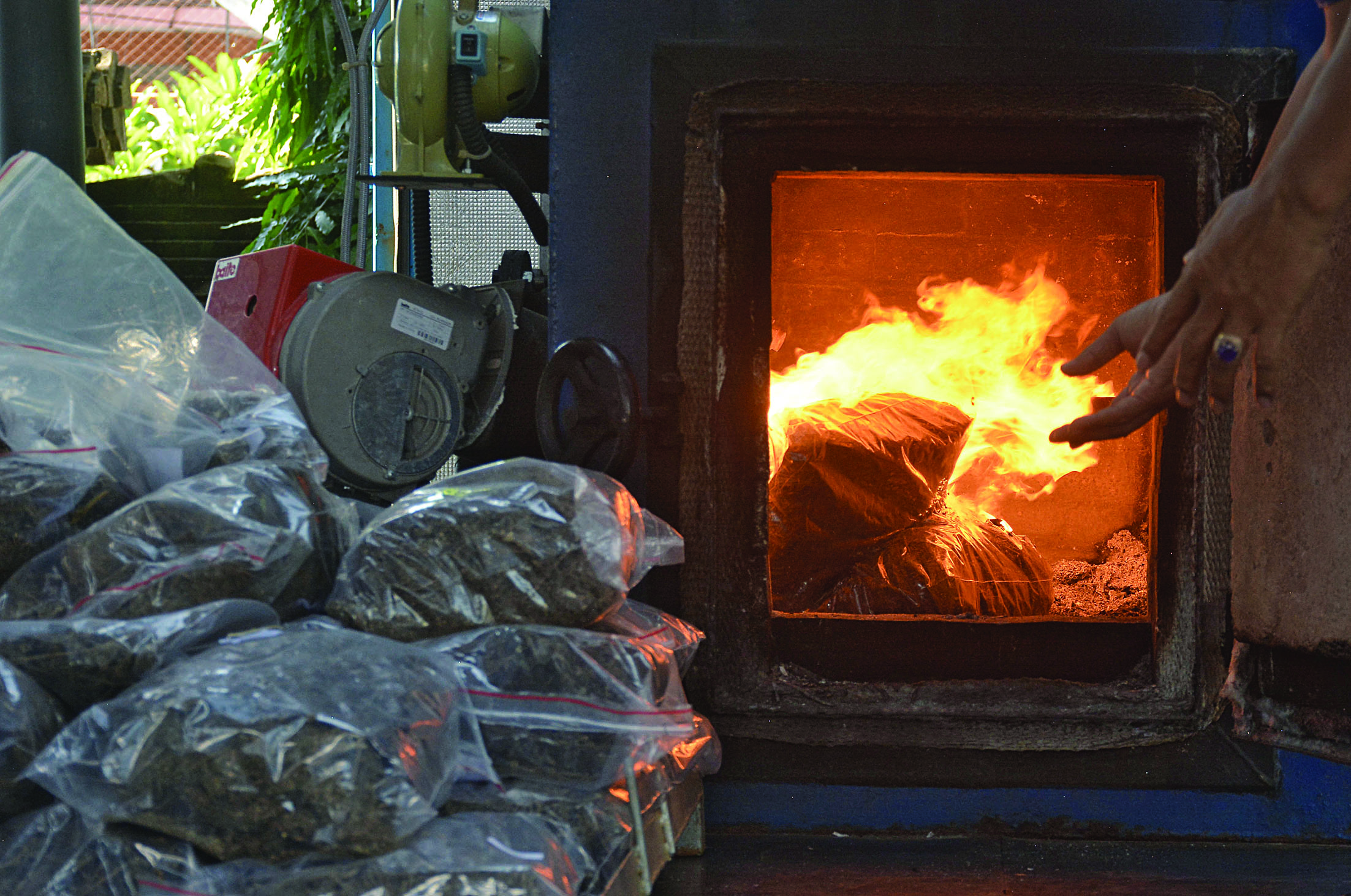 Pemusnahan Narkoba di kantor BNNP Bali