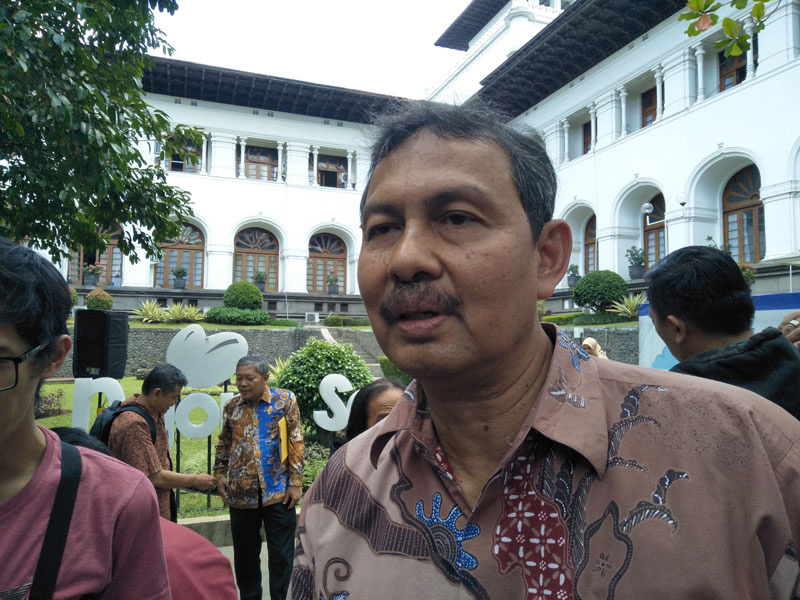 Asisten Daerah II Bidang Perekonomian Pemprov Jawa Barat Eddy Nasution