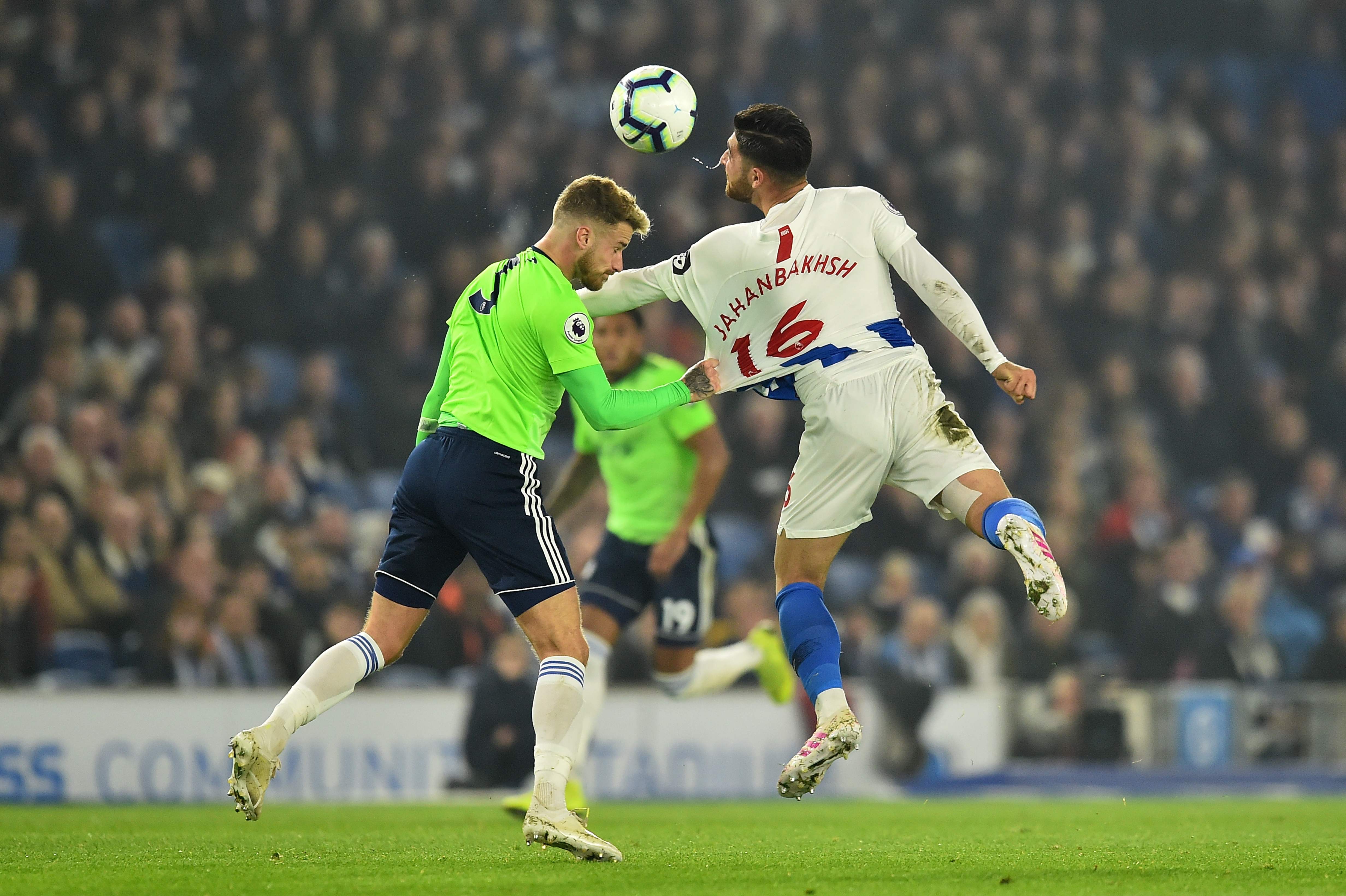 Laga antara Cardiff dan Brighton