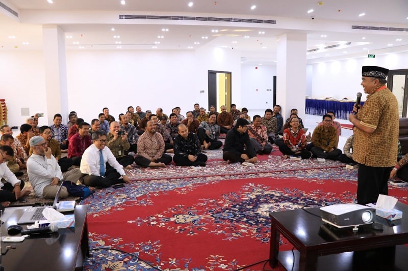 Dr Aqua Dwipayana berbagi kiat komunikasi dan motivasi.