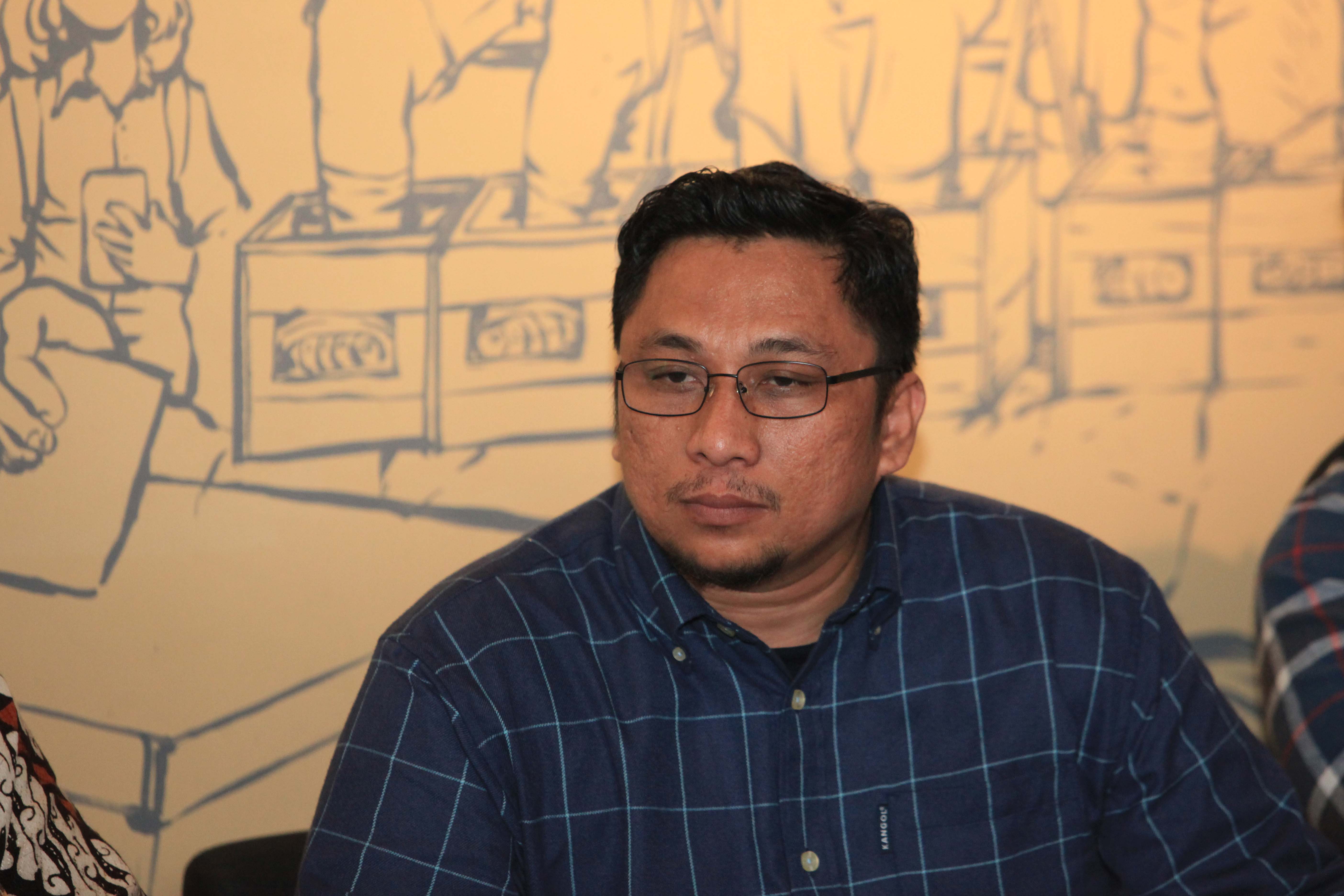  Peneliti Pusako FH Universitas Andalas Feri Amsari di STHI Jentera, Jakarta, Senin (15/4).