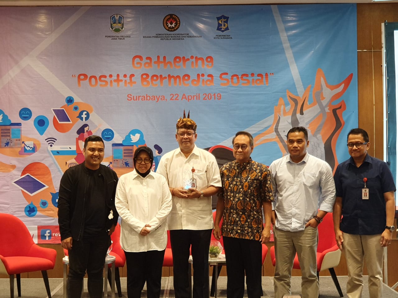 Kegiatan Gathering Positif Bermedia Sosial di Hotel Four Point, Surabaya.