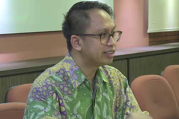 Asisten Deputi Moneter dan Neraca Pembayaran Kementerian Koordinator bidang Perekonomian Edi Prio Pambudi