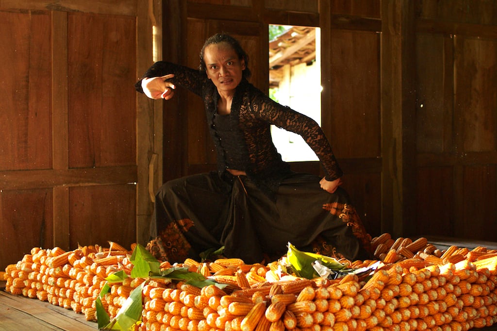 Kucumbu Tubuh Indahmu 