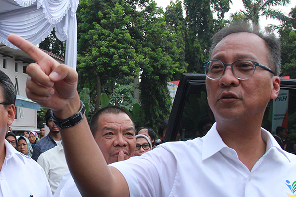 Mensos Agus Gumiwang Kartasasmita