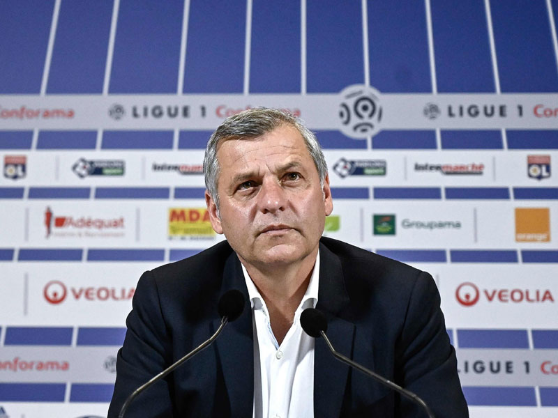 Bruno Genesio mengumumkan pengunduran dirinya sebagai pelaih Lyon.