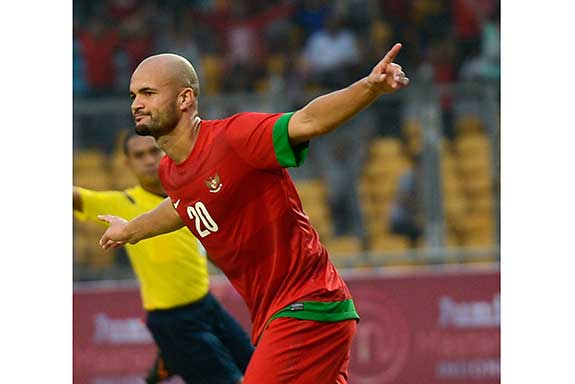 Striker naturalisasi Sergio van Dijk