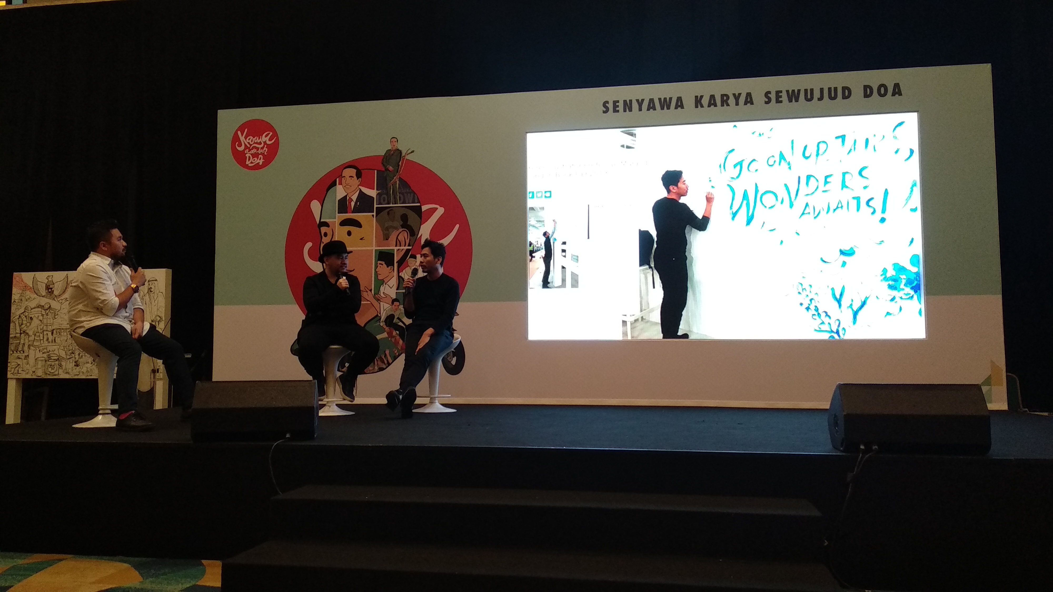 Ilustrator Emte (ujung kanan) menceritakan keterlibatannya dalam London Book Fair 2019.