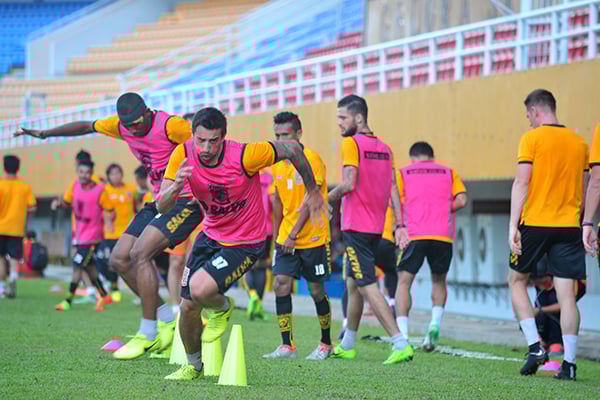 Pemain Borneo FC berlatih 