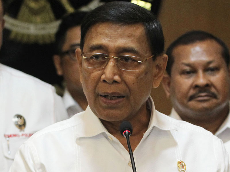  Menteri Koordinator Politik Hukum dan Keamanan Wiranto 
