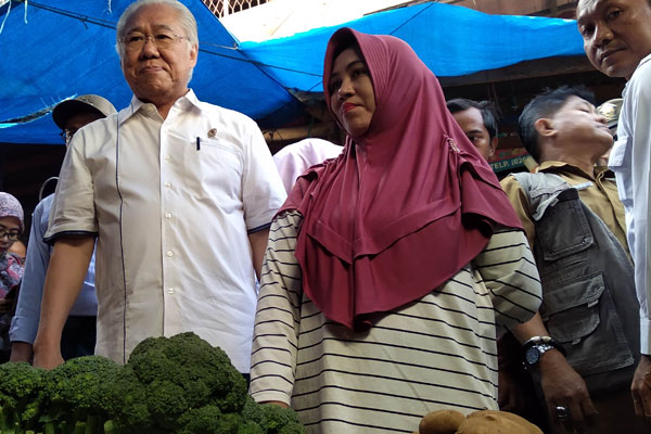 Menteri Perdagangan Pantau Harga dan Stok Komoditas KebutuhanPokok Masyarakat 