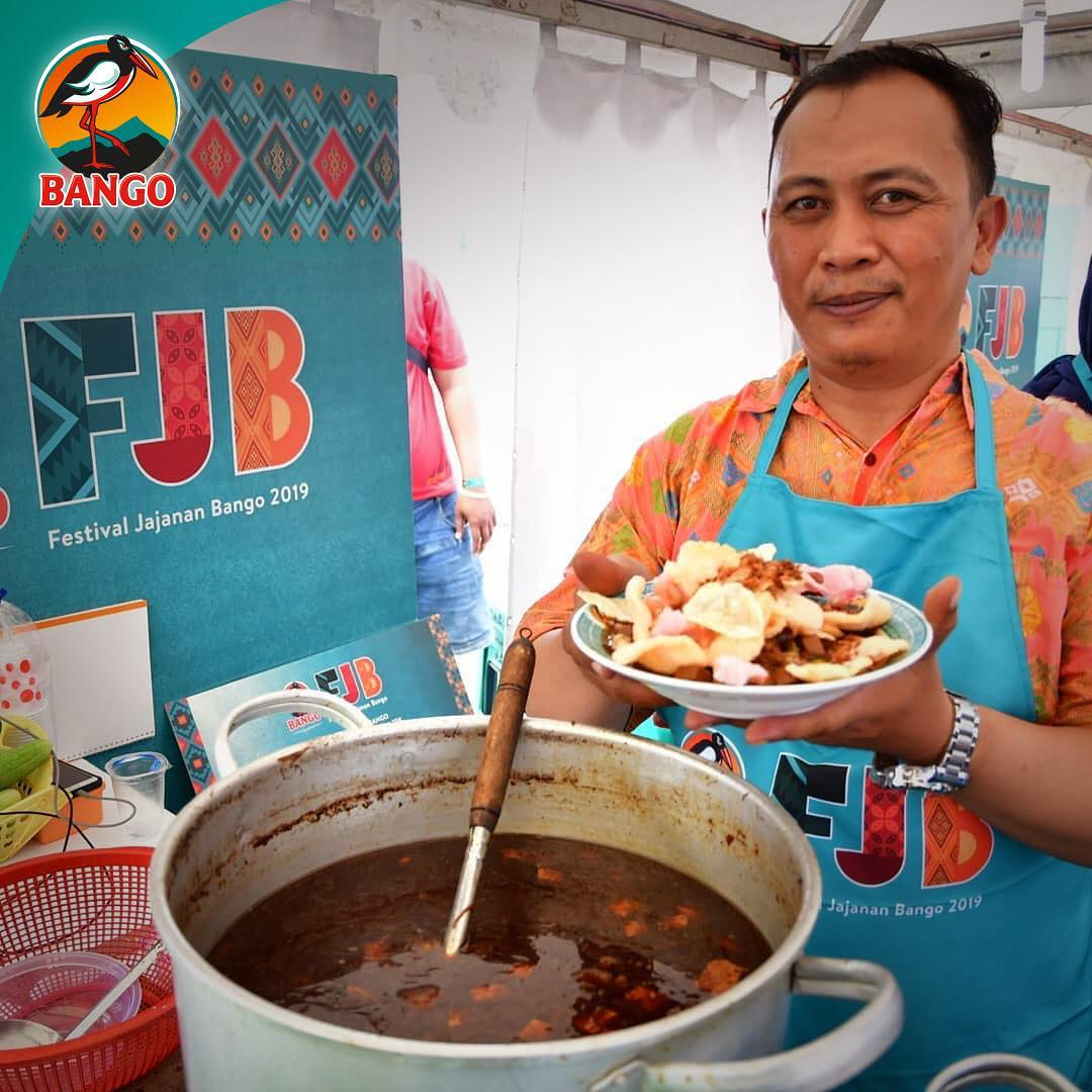 Nasrullah, penerus tradisi kuliner bubur ase yang kaya rasa 