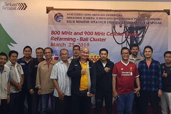 Penataan Ulang Pita Frekuensi 800-900 Mhz Bersama Tim Telkomsel 