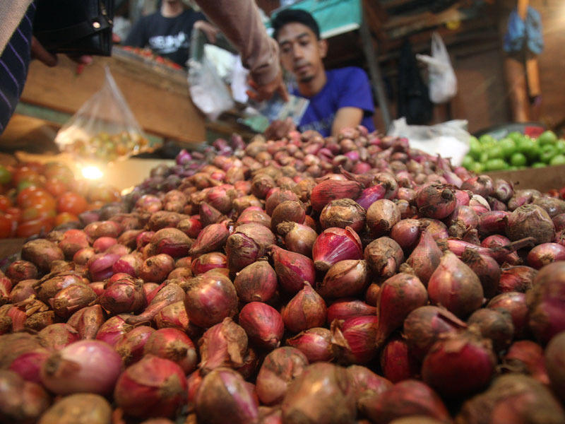Bawang merah sekitar pasar pembangunan Pangkalpinang.