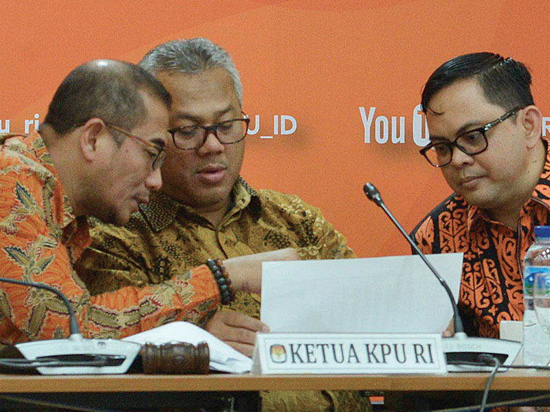 Rapat pleno terbuka rekapitulasi Daftar Pemilihan Pemilu 2019.
