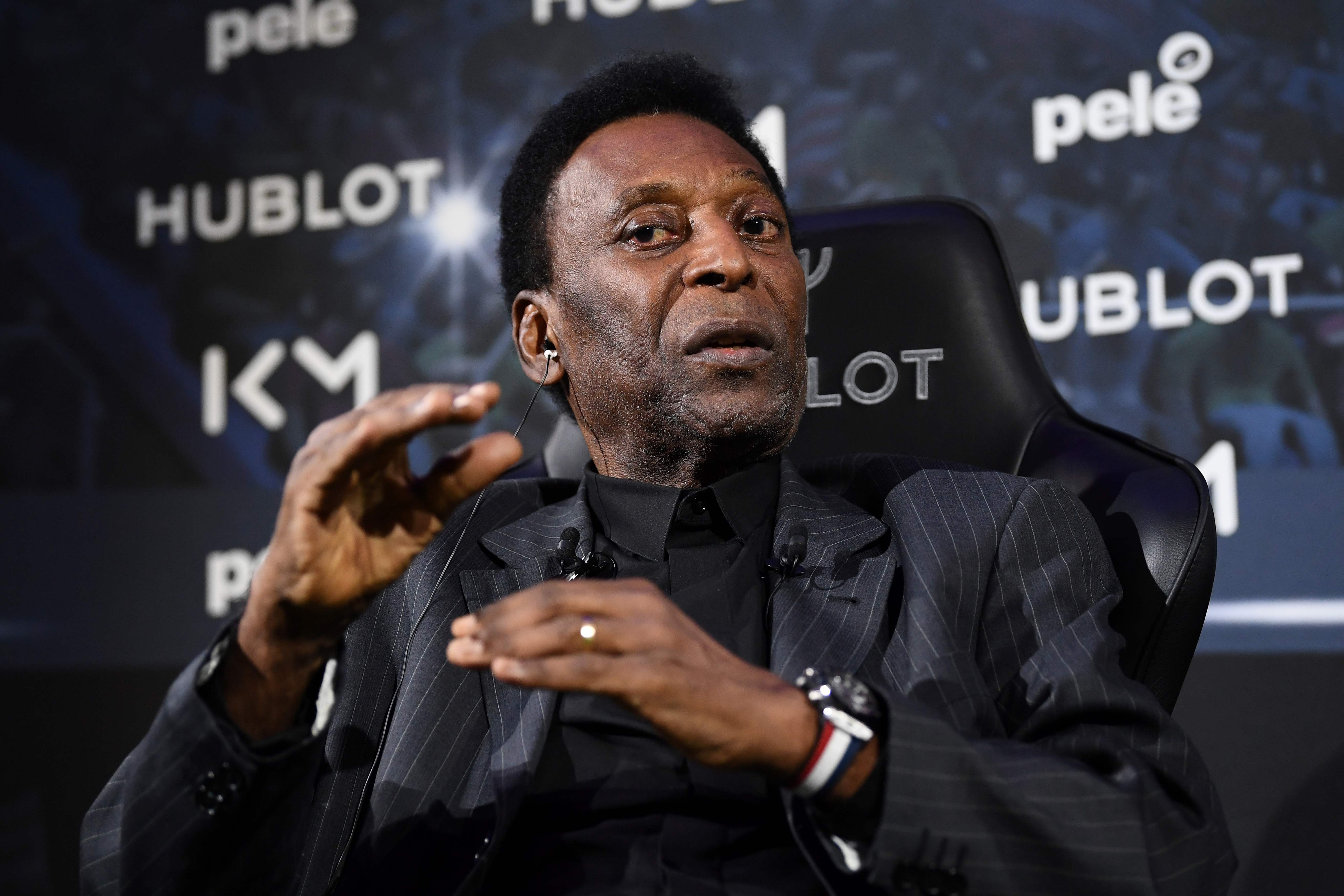 Pele Legenda sepak bola Brasil