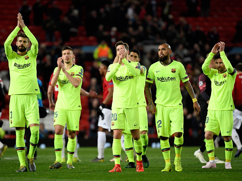 Pemain Barcelona bergembira dengan kemenangan tipis 1-0 dikandang MU.