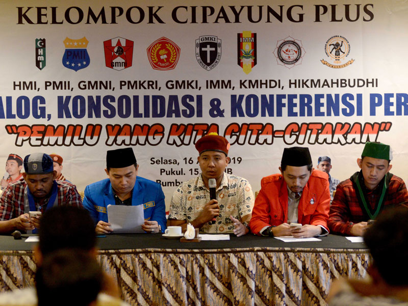 Kelompok Cipayung Plus menyerukan agar penyelenggara pemilu bertindak netral dan ajakan kepada masyarakat menggunakan hak pilihnya. 