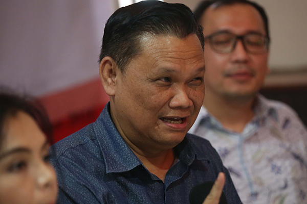 Pengajar komunikasi politik Emrus Sihombing