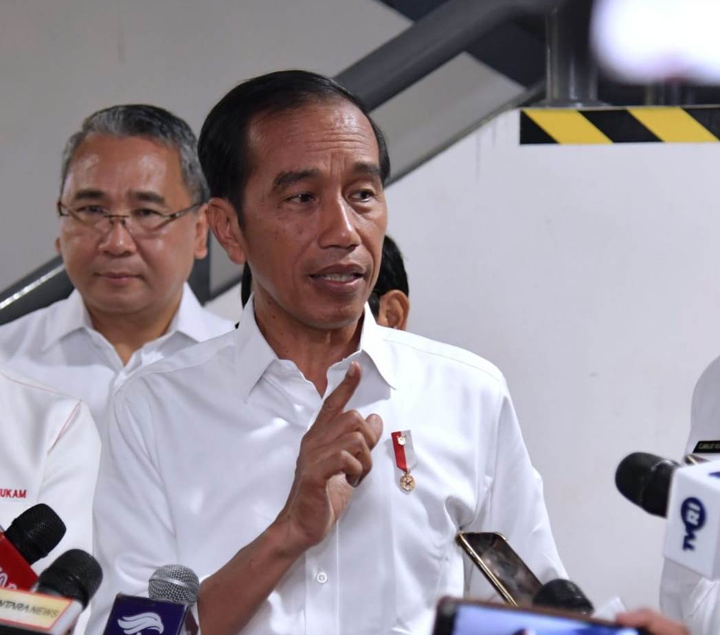 Presiden Jokowi menanggapi kasus perundungan siswi SMP oleh siswi SMA di Pontianak.