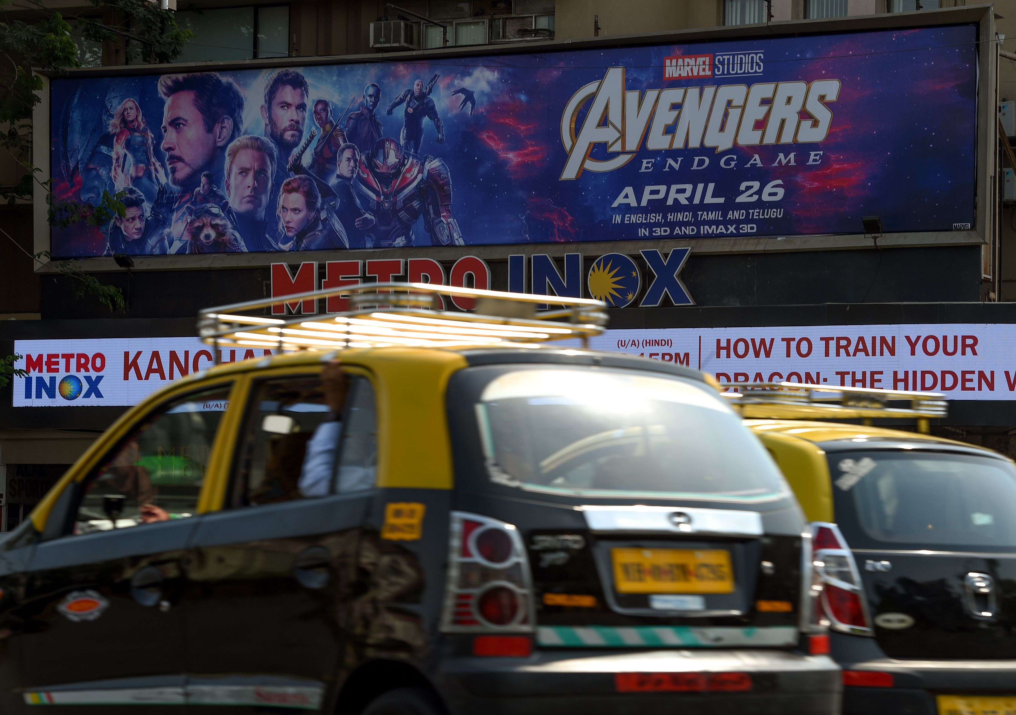 Poster film Avengers: Endgame di Mumbai, India.