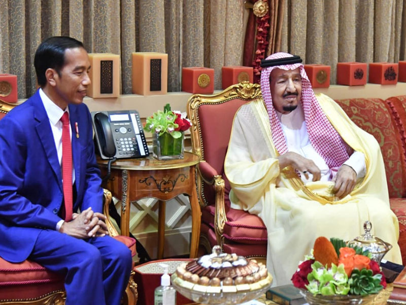Presiden Jokowi bertemu Raja Salman