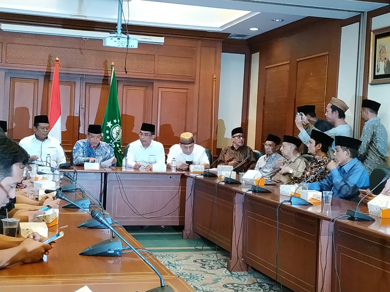 Lembaga Persaudaraan ornas Islam (LPOI) menggelar pertemuan di jakarta, Jumat (19/4)