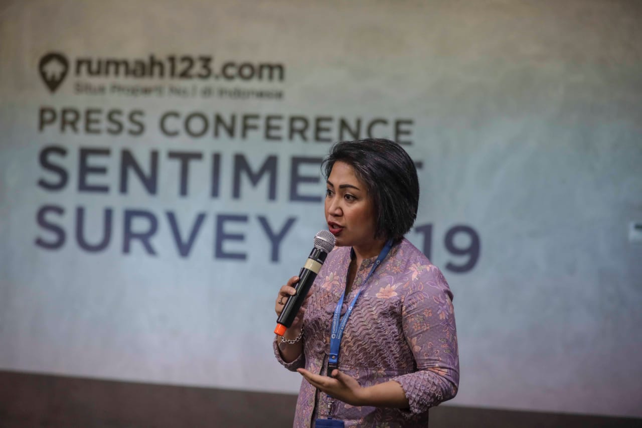 Country GM Rumah123 Maria Manik