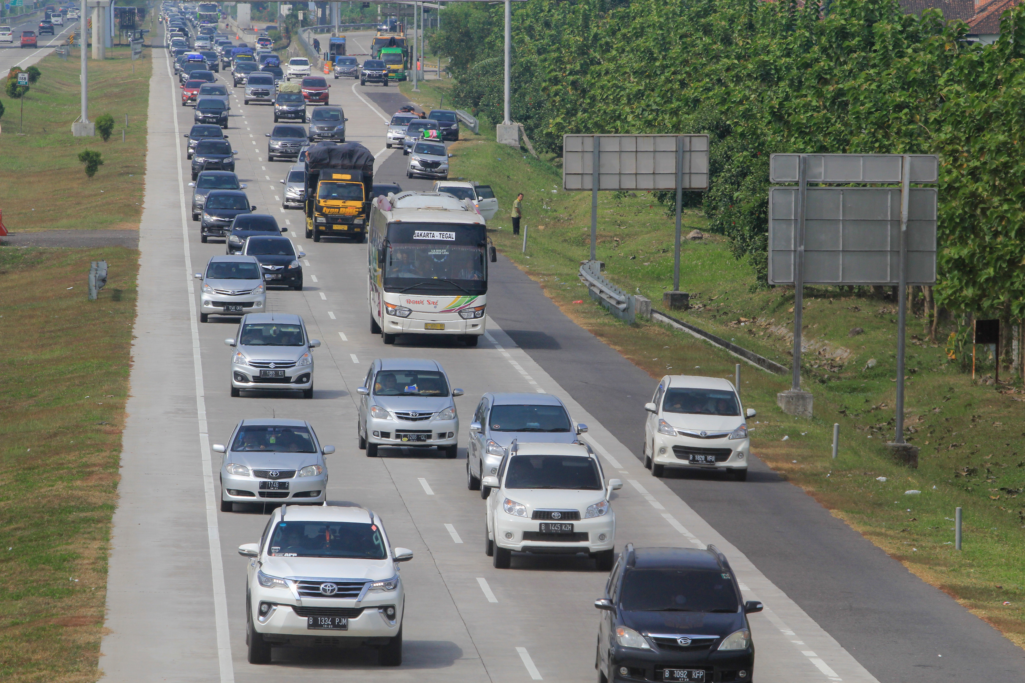 PT Jasa Marga Cabang Palikanci memprediksi puncak arus mudik di Tok Palikanci pada H-3