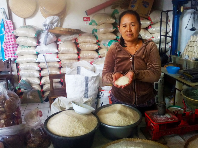 Pedagang beras di Pasar Klaten