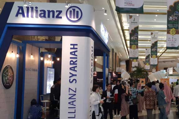 Counter Allianz pada saat pameran