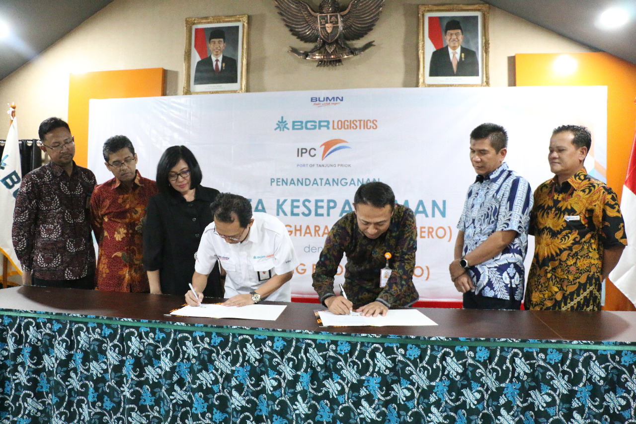 Penandatanganan kerja sama antara BGR Logistics dan PT.PTP