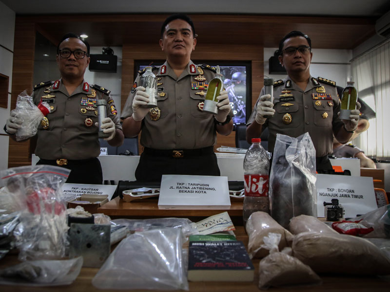 Kadiv Humas Mabes Polri Irjen M Iqbal didampingi Karo Penmas Polri Brigjen Dedi Prasetyo dan Kabag Penum Humas Polri Kombes Asep Adi Saputra