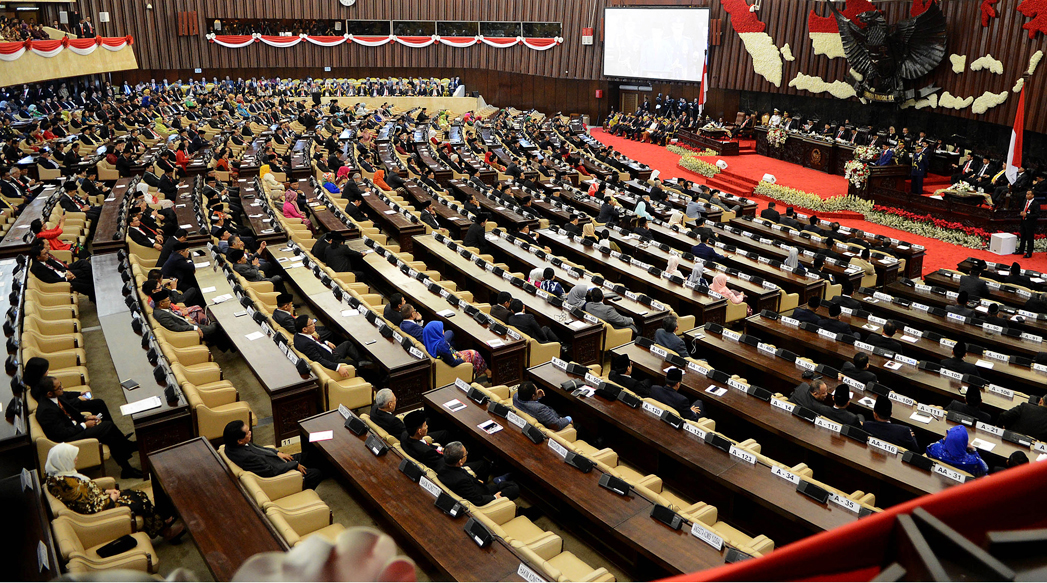 Partai NasDem mengincar posisi ketua MPR RI periode 2019-2024.