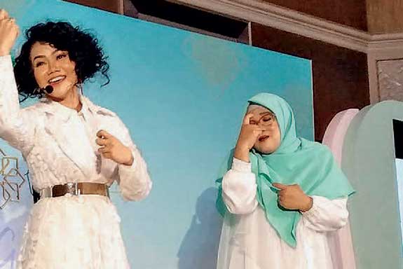 Yura Yunita dan Bunda Galuh.