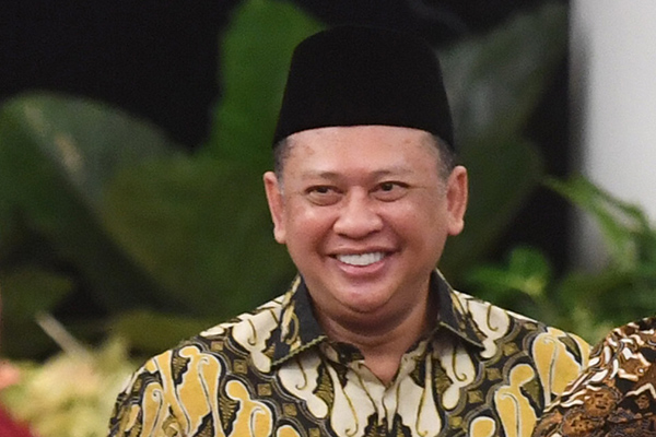 Ketua DPR Bambang Soesatyo saat buka puasa bersama di Istana Negara, Senin (6/5) petang.