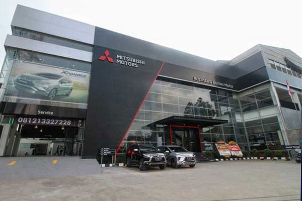 Dealer Mitsubishi Nusantara Berlian Motor di Cikokol.