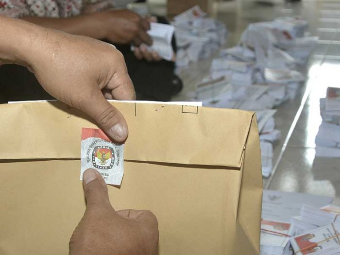 Logo segel KPU di surat suara