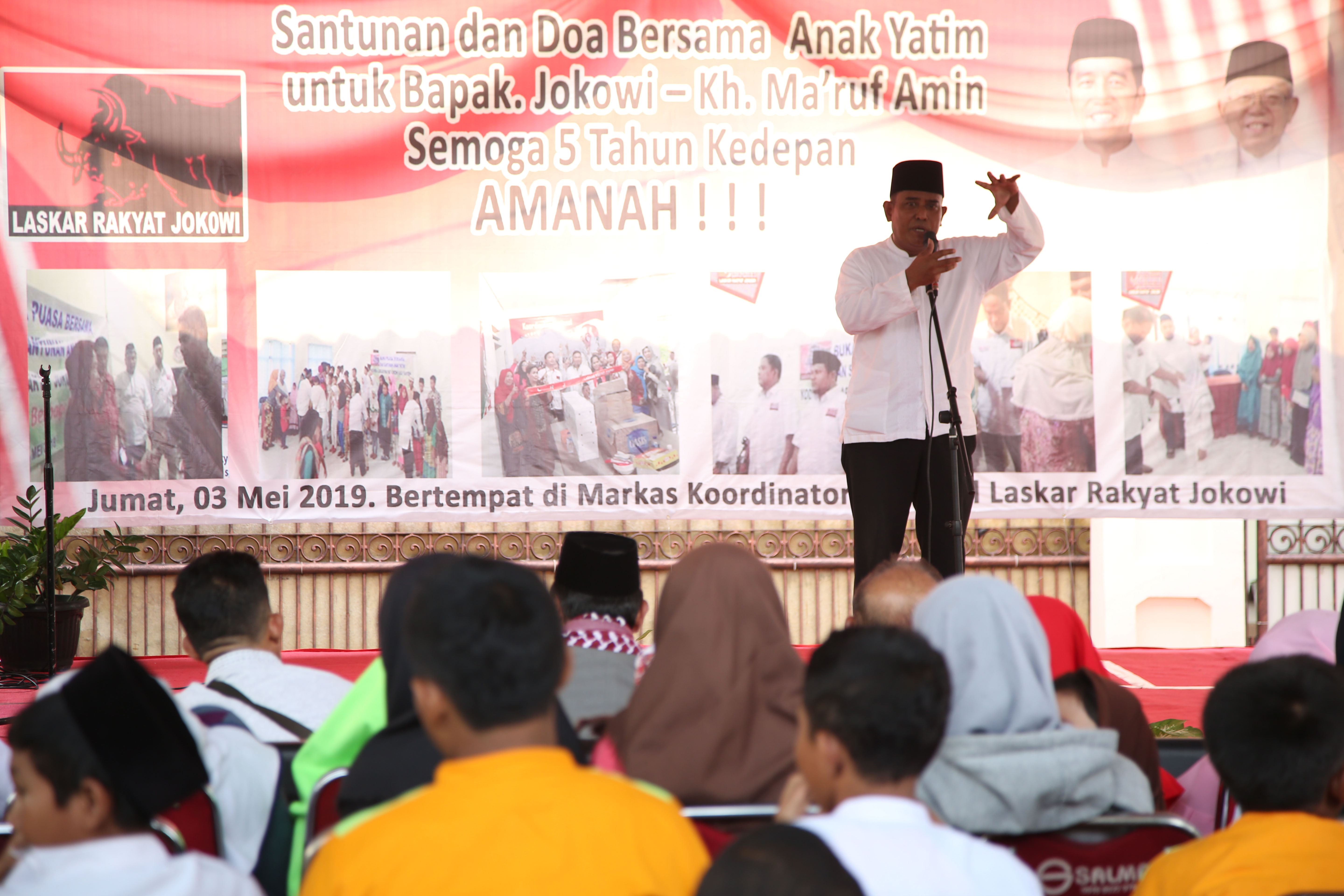 Syukuran relawan Jokowi-Amin.