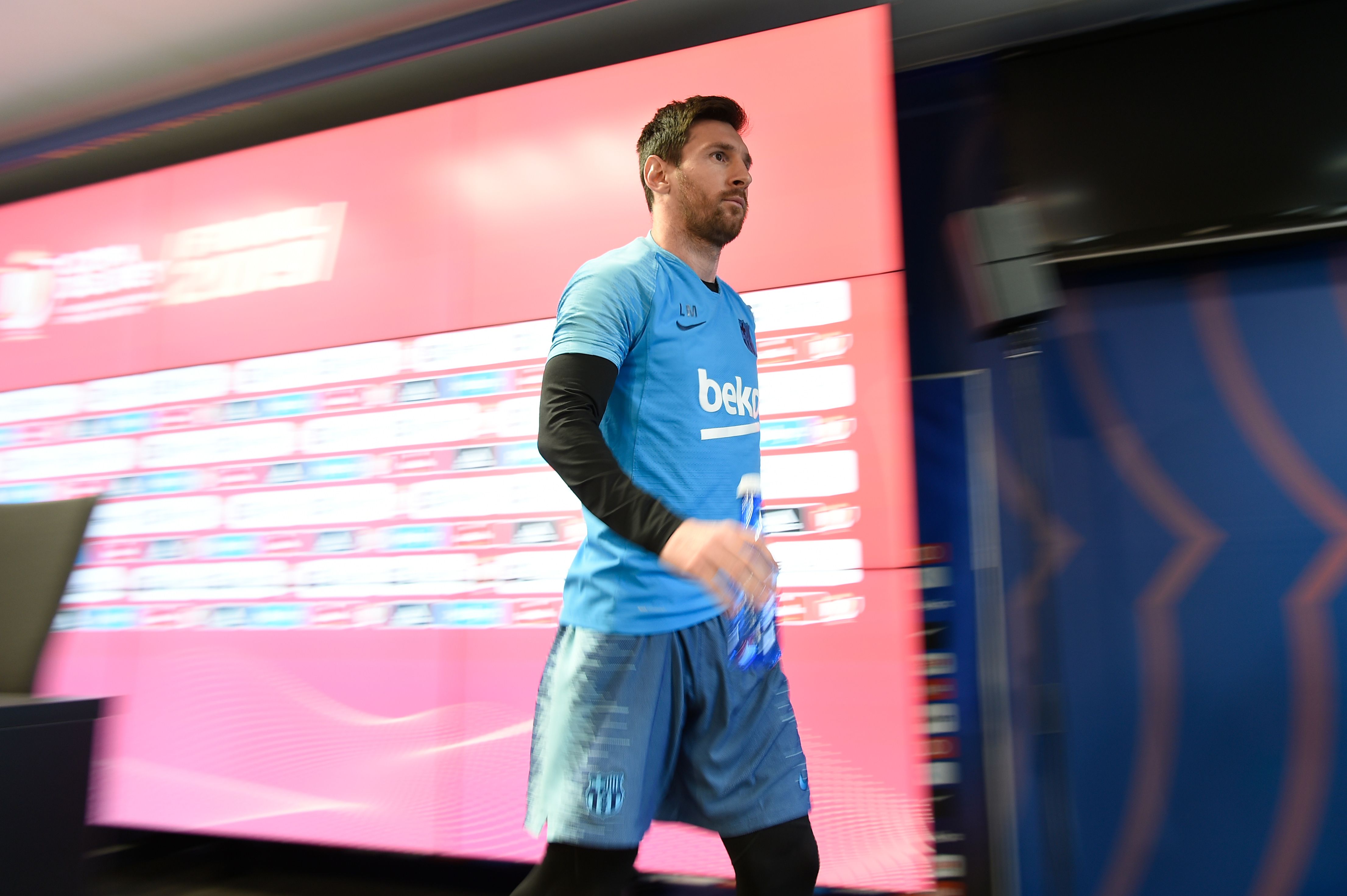 Pemain depan Barcelona Argentina Lionel Messi